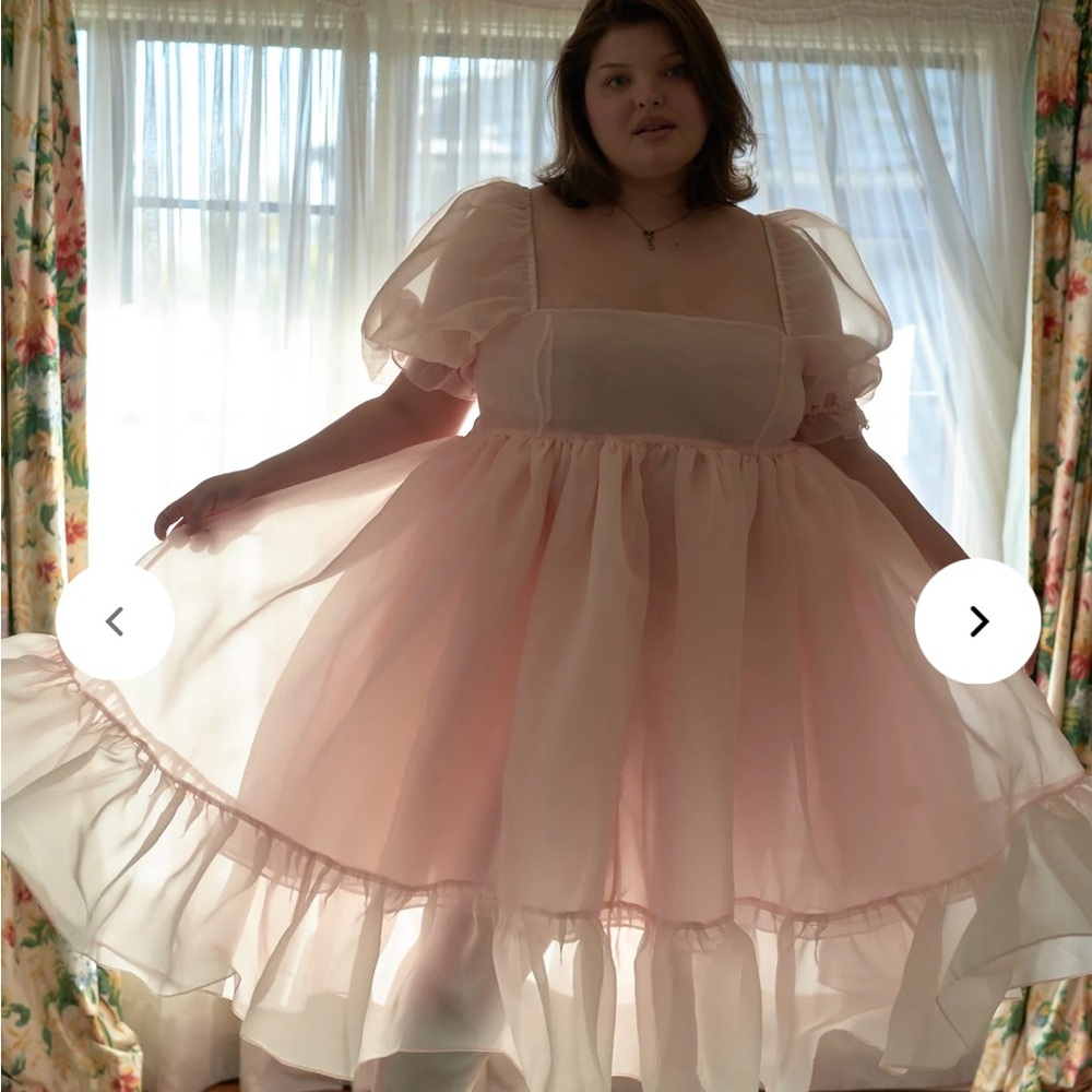 Selkie Blush Puff Sleeve Midi Dress - Picture 4 of 9